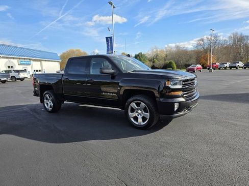 Used 2018 Chevrolet Silverado 1500 LT w/ All Star Edition image 5