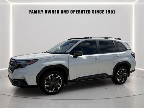 Certified 2025 Subaru Forester Limited image 2