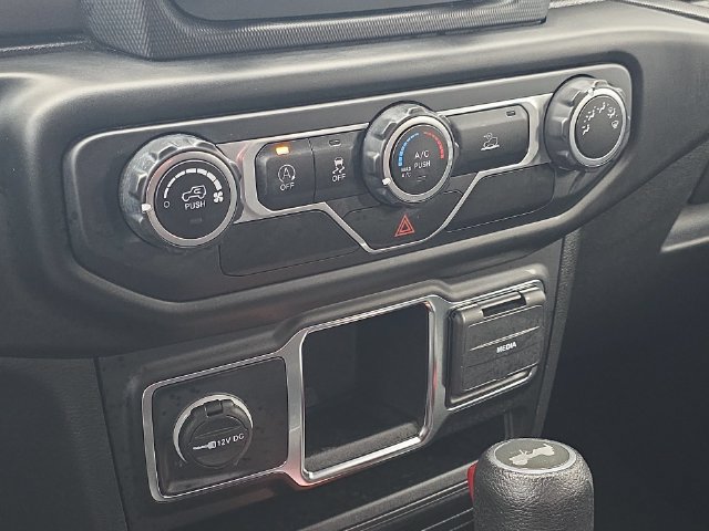 Used 2021 Jeep Wrangler Unlimited Sport AWD/4WD image 19