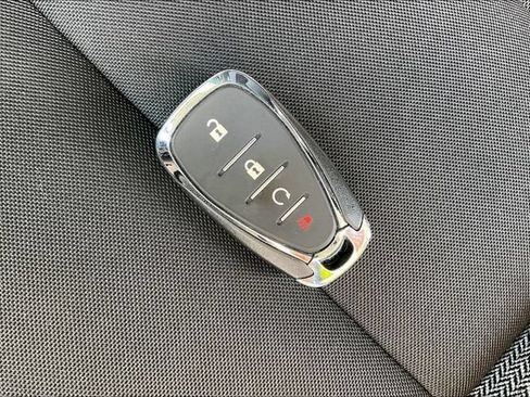 Used 2025 Chevrolet TrailBlazer LT AWD/4WD image 11