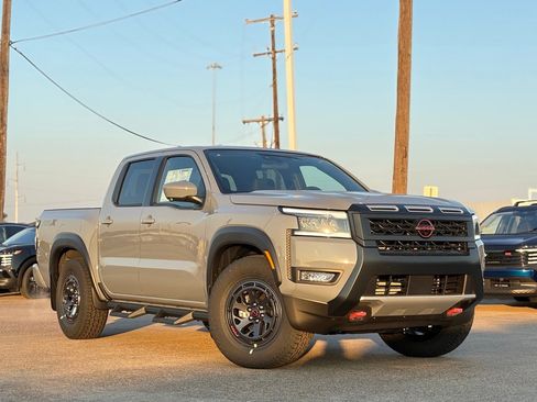 New 2026 Nissan Frontier Pro-X w/ Pro-X Convenience Package image 2