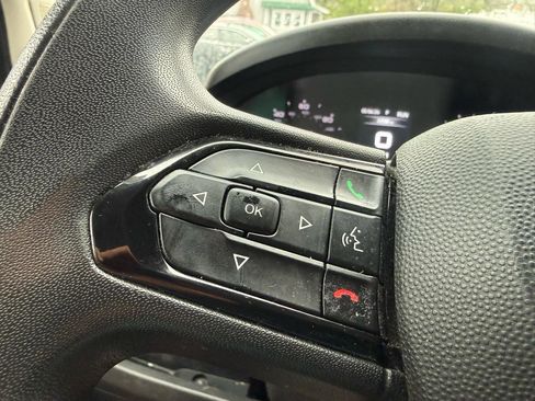 Used 2025 RAM ProMaster 2500 w/ Convenience Group FWD image 19