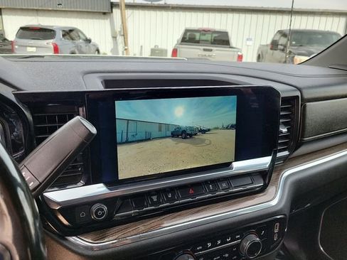 Used 2024 Chevrolet Silverado 3500 LT w/ Convenience Package AWD/4WD image 22