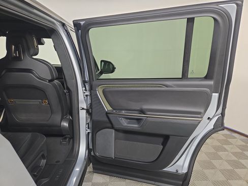 Used 2025 Rivian R1S Adventure AWD/4WD image 19
