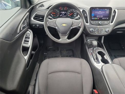 Used 2023 Chevrolet Malibu LT image 17