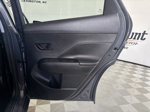 Used 2024 Hyundai Kona SEL image 23