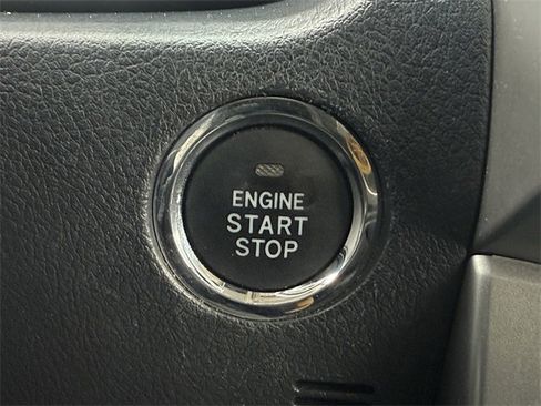 Used 2018 Toyota 4Runner Limited image 24