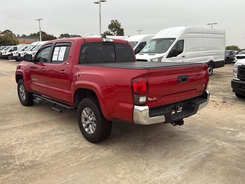 Used 2019 Toyota Tacoma SR5 image 5