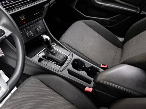 Used 2019 Volkswagen Jetta S w/ Driver Assistance Package image 28