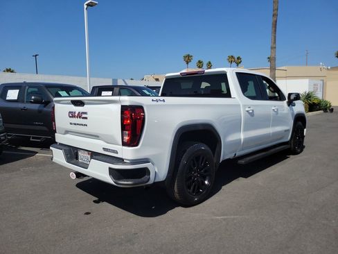 Used 2024 GMC Sierra 1500 Elevation AWD/4WD image 4