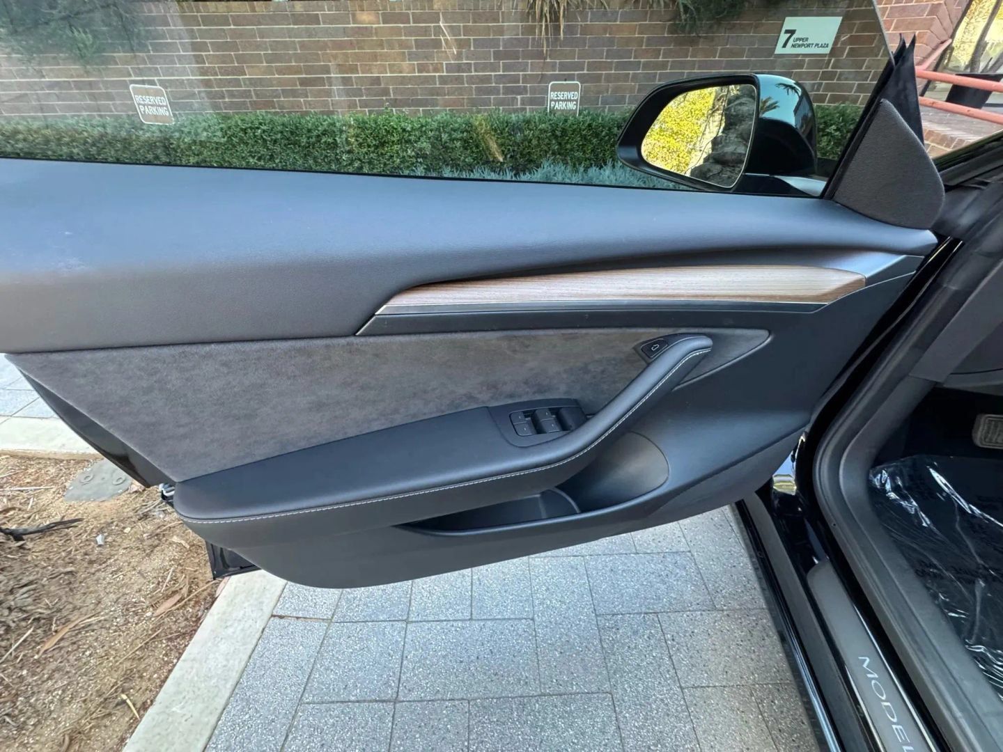 Used 2023 Tesla Model 3 Standard Range RWD image 29