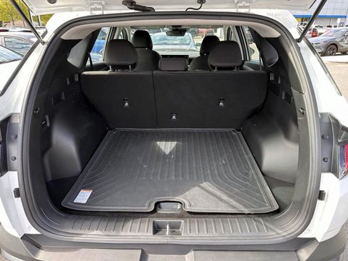 Used 2025 Hyundai Tucson SE AWD/4WD image 7