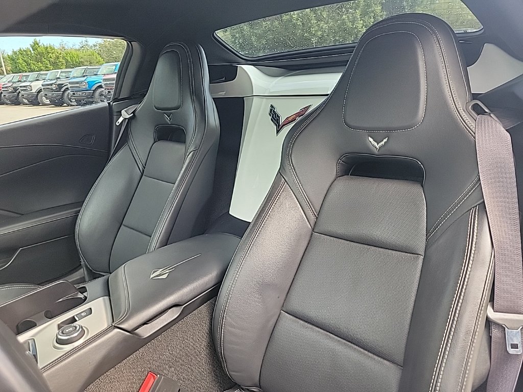 Used 2016 Chevrolet Corvette Stingray Convertible w/ 2LT Preferred Equipment Group RWD image 10