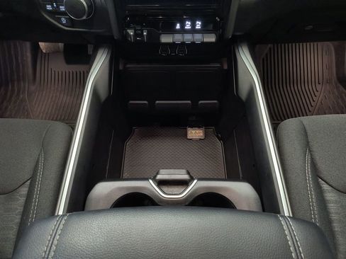 Used 2025 RAM 1500 Big Horn image 25