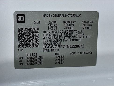 Used 2022 Chevrolet Express 2500 Extended image 34