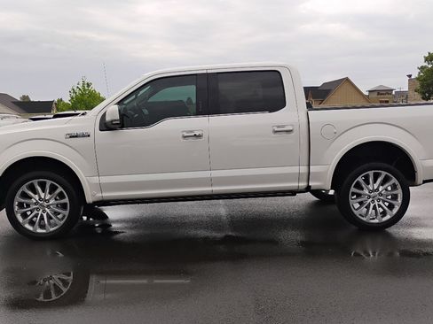 Used 2019 Ford F150 Limited w/ Trailer Tow Package image 4