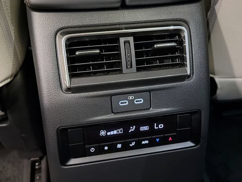 Used 2025 MAZDA CX-70 Plug-In Hybrid w/ Premium Pkg AWD/4WD image 28