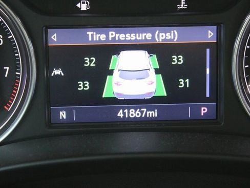 Used 2023 Buick Enclave Essence w/ Experience Buick Package image 12