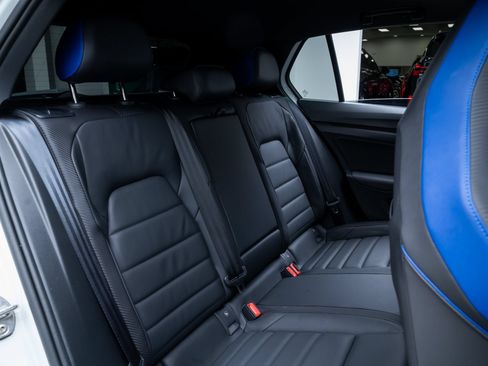 Used 2024 Volkswagen Golf R AWD/4WD image 26