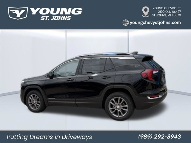 Used 2024 GMC Terrain SLT w/ LPO, Floor Liner Package AWD/4WD image 3