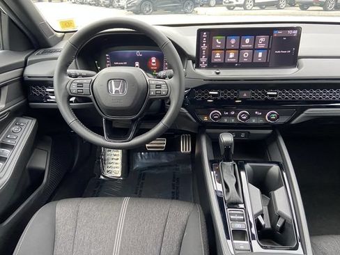 Used 2024 Honda Accord Sport image 14