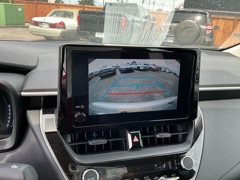 Used 2026 Toyota Corolla LE FWD image 13