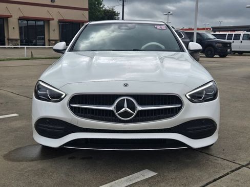 Used 2025 Mercedes-Benz C 300 Sedan image 2