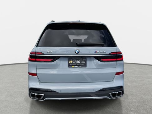 Used 2025 BMW X7 M60i image 4