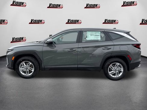 New 2026 Hyundai Tucson SE image 8