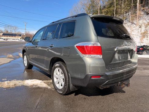 Used 2013 Toyota Highlander Plus image 7