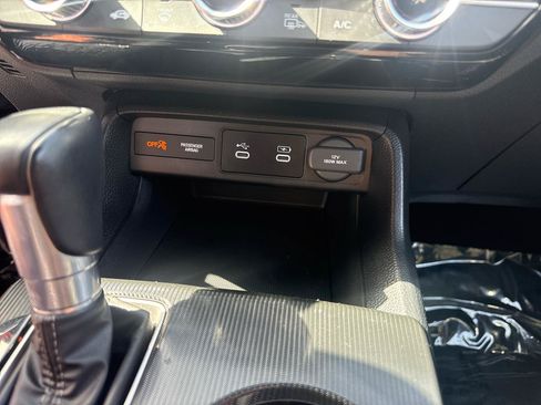 Used 2025 Honda Civic Sport image 46