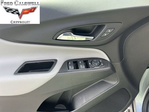 Certified 2024 Chevrolet Equinox LS w/ LS Convenience Package FWD image 28