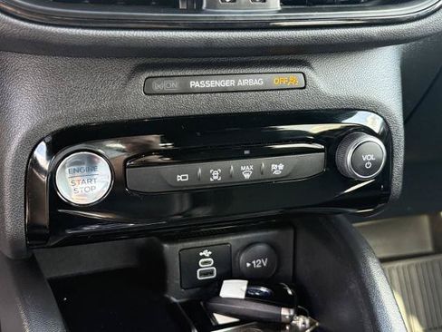 Certified 2025 Ford Escape ST-Line Select w/ Tech Pack #2 AWD/4WD image 30