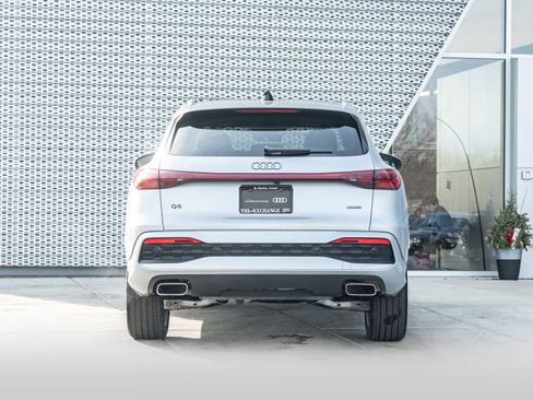 Certified 2025 Audi Q5 Premium Plus w/ Premium Plus image 29