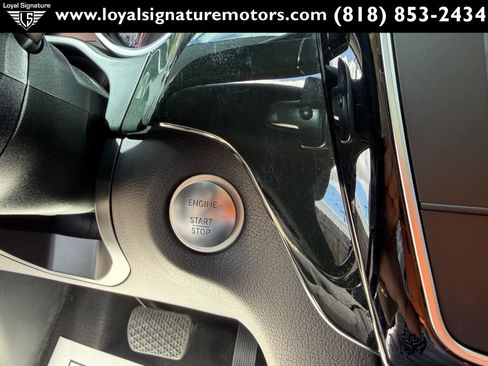 Used 2018 Mercedes-Benz GLS 550 4MATIC image 32