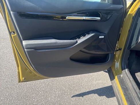 Certified 2024 Kia Seltos SX w/ SX Sunroof Package AWD/4WD image 15