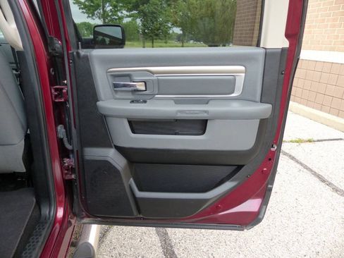 Used 2018 RAM 1500 Big Horn AWD/4WD image 46