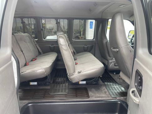 Used 2016 Chevrolet Express 3500 LT w/ LT Preferred Equipment Group image 12