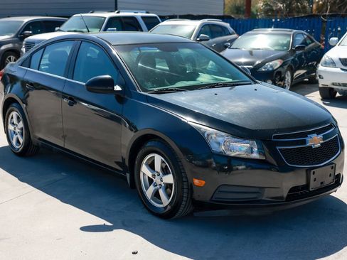Used 2011 Chevrolet Cruze LT image 9