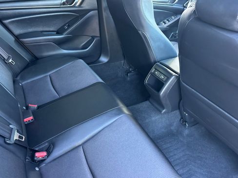 Used 2022 Honda Accord Sport image 29