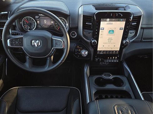 Used 2024 RAM 1500 Laramie image 11