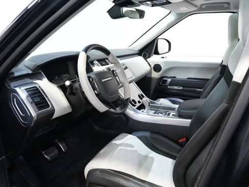 Used 2022 Land Rover Range Rover Sport SVR image 31