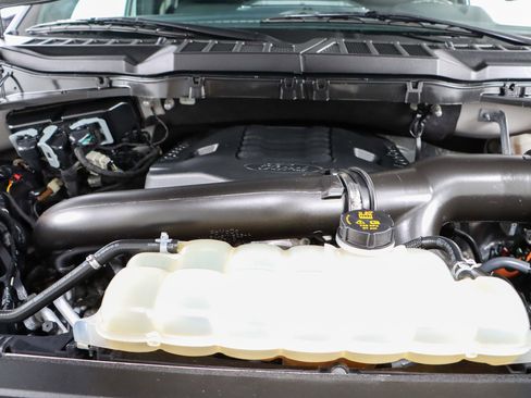 Used 2023 Ford F150 XLT AWD/4WD image 31