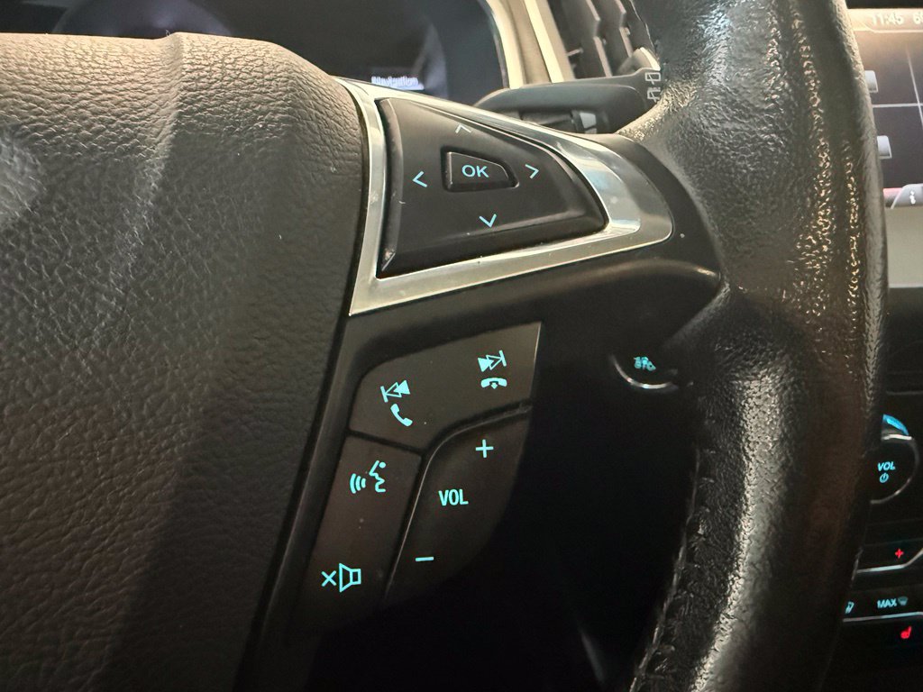 Used 2015 Ford Edge SEL w/ Equipment Group 201A AWD/4WD image 24