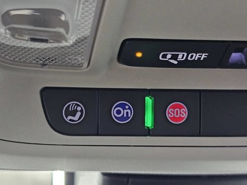 Used 2026 Chevrolet Blazer LT FWD image 21