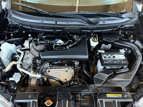 Used 2019 Nissan Rogue SV AWD/4WD image 21