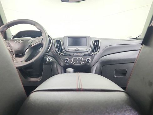 Used 2023 Chevrolet Equinox RS image 24