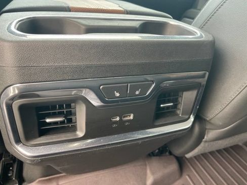 Used 2024 Chevrolet Silverado 1500 High Country AWD/4WD image 21