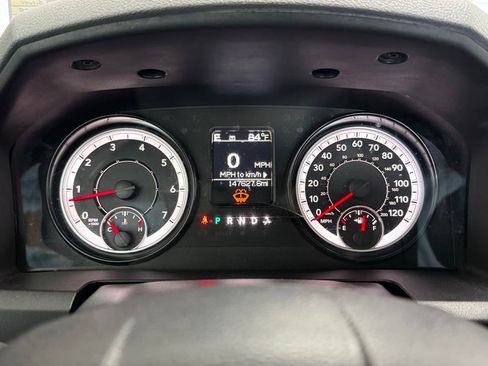Used 2016 RAM 1500 Express w/ Popular Equipment Group AWD/4WD image 12