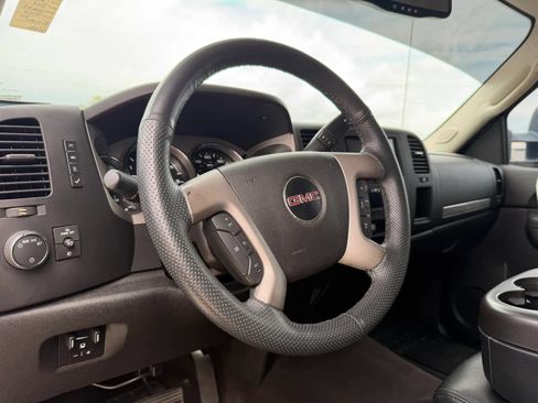 Used 2014 GMC Sierra 2500 SLE w/ HD SLE Premium Package AWD/4WD image 12